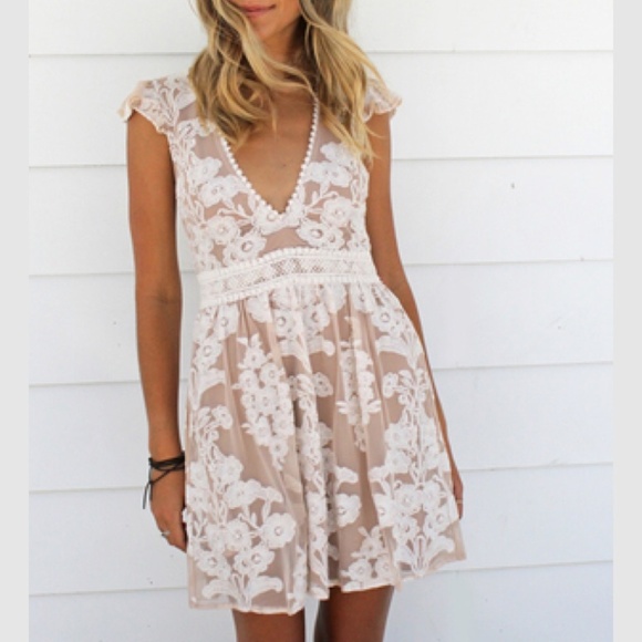 For Love and Lemons Dresses & Skirts - For Love and Lemons Temecula Mini Dress